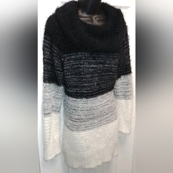 Fresh FX eyelash pullover sweater - Picture 7 of 7